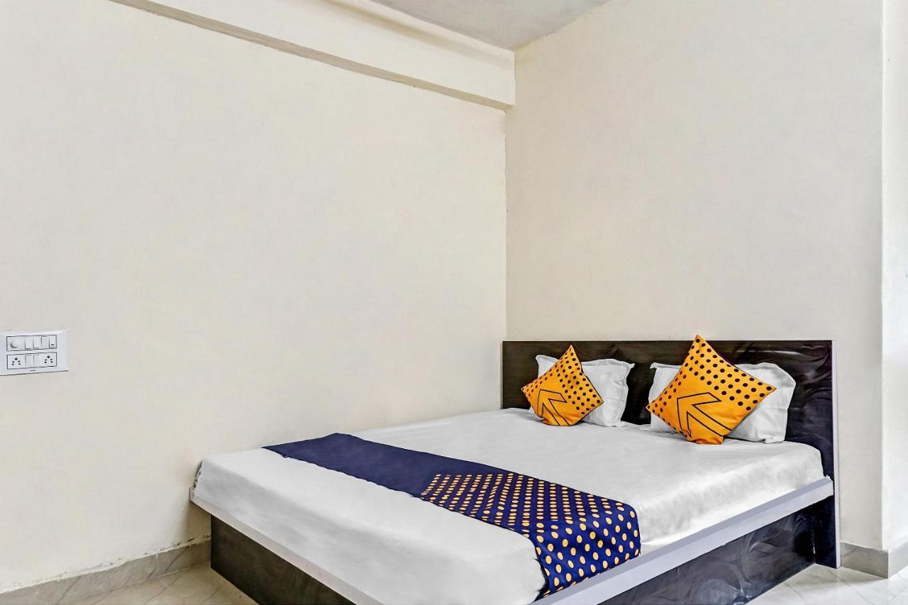 Spot On 81689 New Saiba Lodging Pune Exterior photo